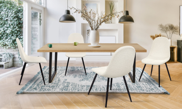 Chaises Sofia en bouclette blanche et pieds métal noirs - lot de 4