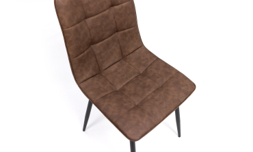 Chaises Linda imitation cuir marron et pieds métal noirs - lot de 6 Chaises Linda imitation cuir marron et pieds métal noirs - lot de 6