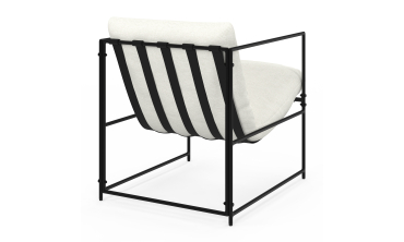 Fauteuil Penelope en tissu blanc et pieds métal noirs