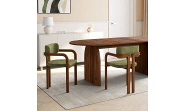 Chaises Elsa avec accoudoirs tissu chenille vert pieds effet noyer - lot de 4