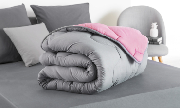 Couette chaude réversible bicolore rose et gris 240x260cm - microfibres 300 g/m2