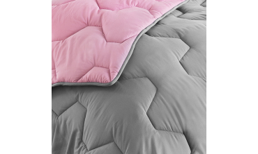 Couette chaude réversible bicolore rose et gris 240x260cm - microfibres 300 g/m2 + 2 oreillers mi-ferme